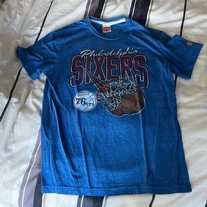 Like new Philadelphia sixers homage t shirt men size small